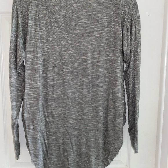 Grey long sleeve T-shirt - Picture 2 of 4
